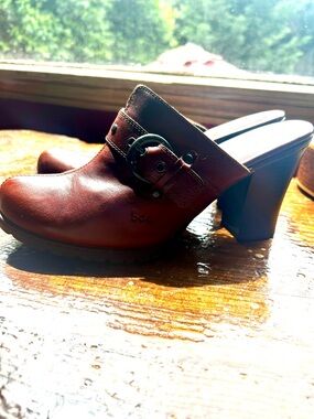 Boc Born Concept high heel clog